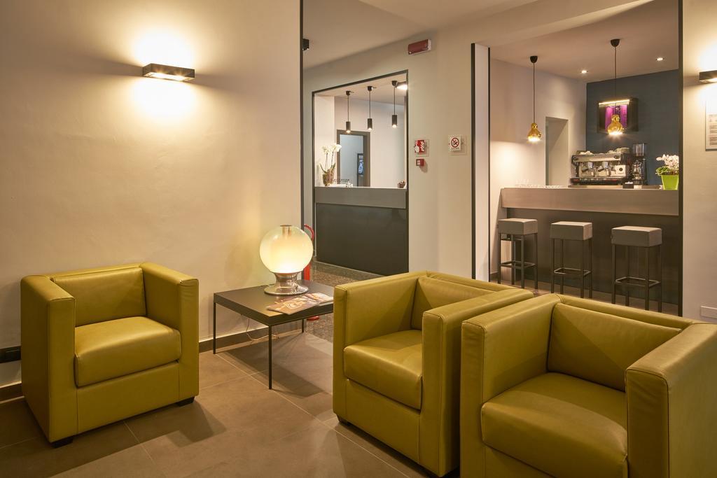 Smart Hotel Карпи Экстерьер фото