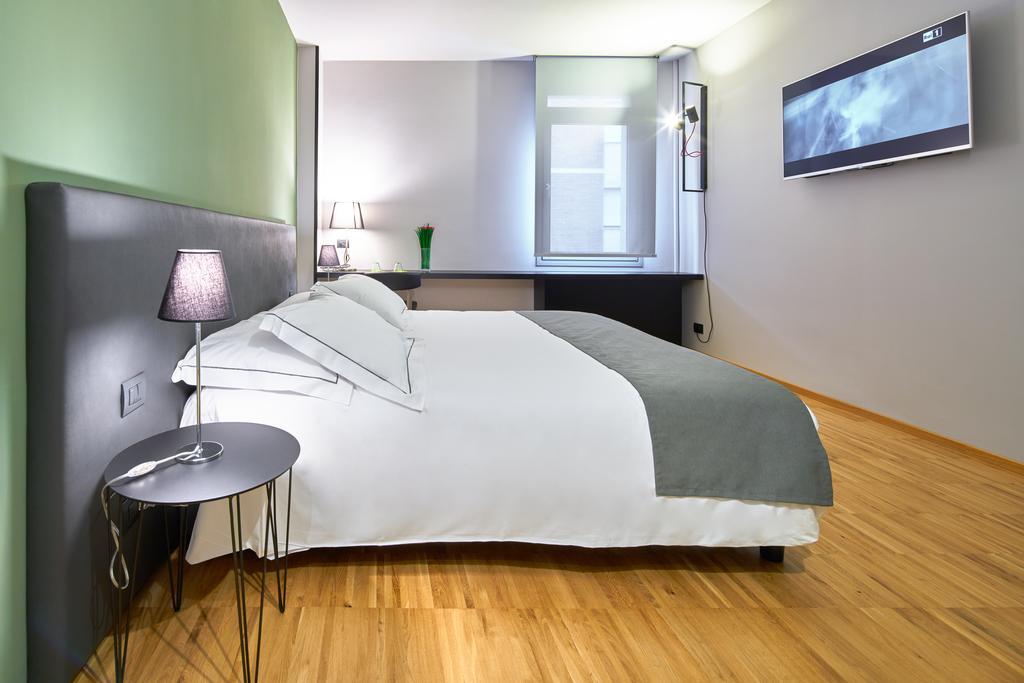 Smart Hotel Карпи Экстерьер фото